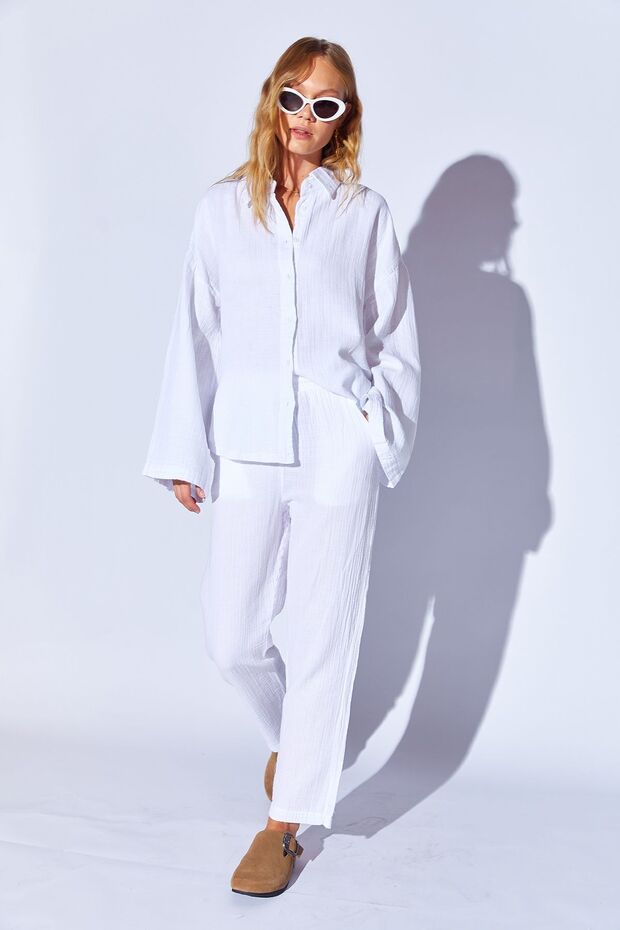 Optical White Relaxed Fit Muslin Trousers |   Edi100667011-7012