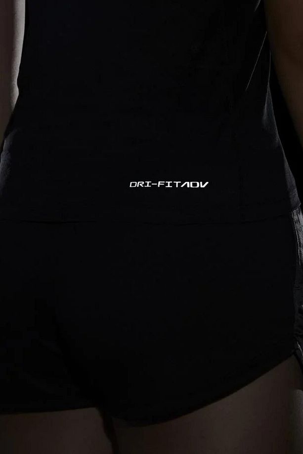 Dri Fit Adv Run Division Running Reflector Tank Reflektörlü Kadın Atlet Siyah - 6
