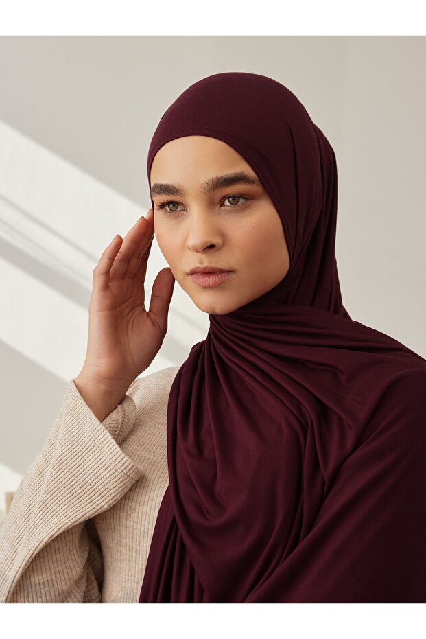 Premium Jersey Shawl | Color: Burgundy | Dimensions: 180X70 cm | Hijab