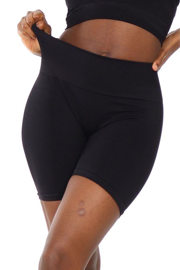 Virtus Push Up Seamless/Dikişsiz  Büzgülü Şort Siyah - 2