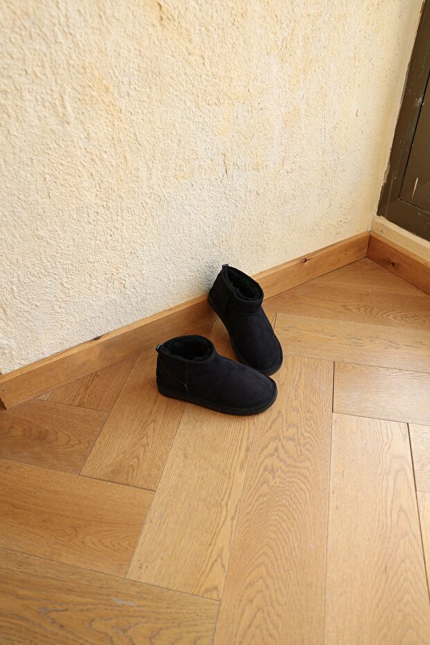 Kadın Siyah Bot - 2