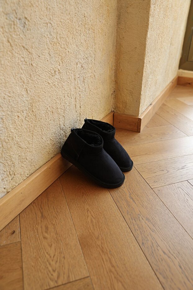 Kadın Siyah Bot - 1