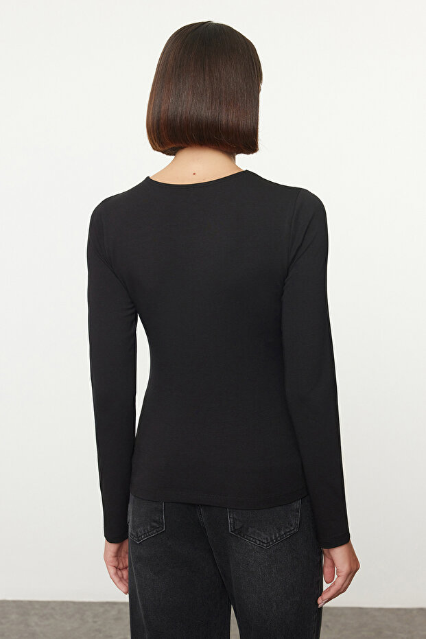 Siyah Yıldız Taş Baskılı Fitted/Vücuda Oturan Örme Bluz TWOAW25BZ00258 - 5