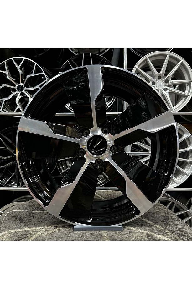 21 inç 5x130 PORSCHE MACAN ÖN 9.5 ARKA 11.5 OFSET Siyah Elmas Kes - 1