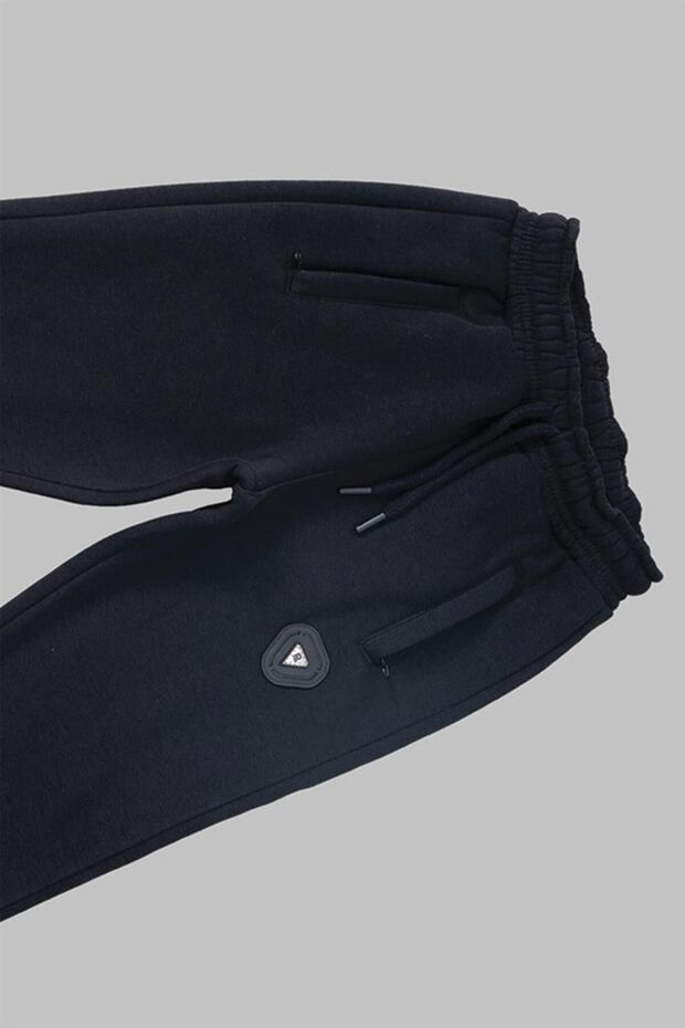 طقم رياضي أسود - موديل 267 - 3