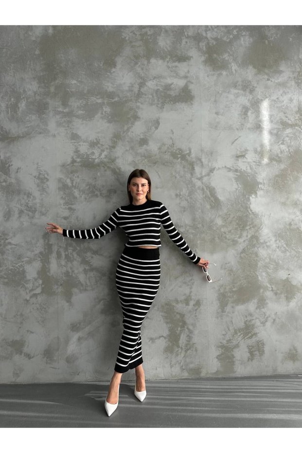 Knitwear Skirt Suit Set