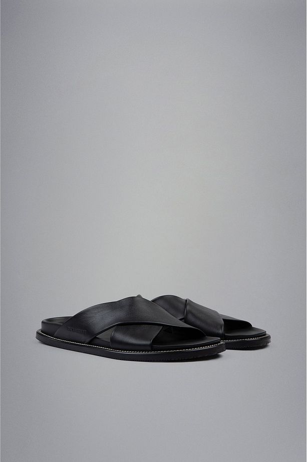 SLIPPERS - 1