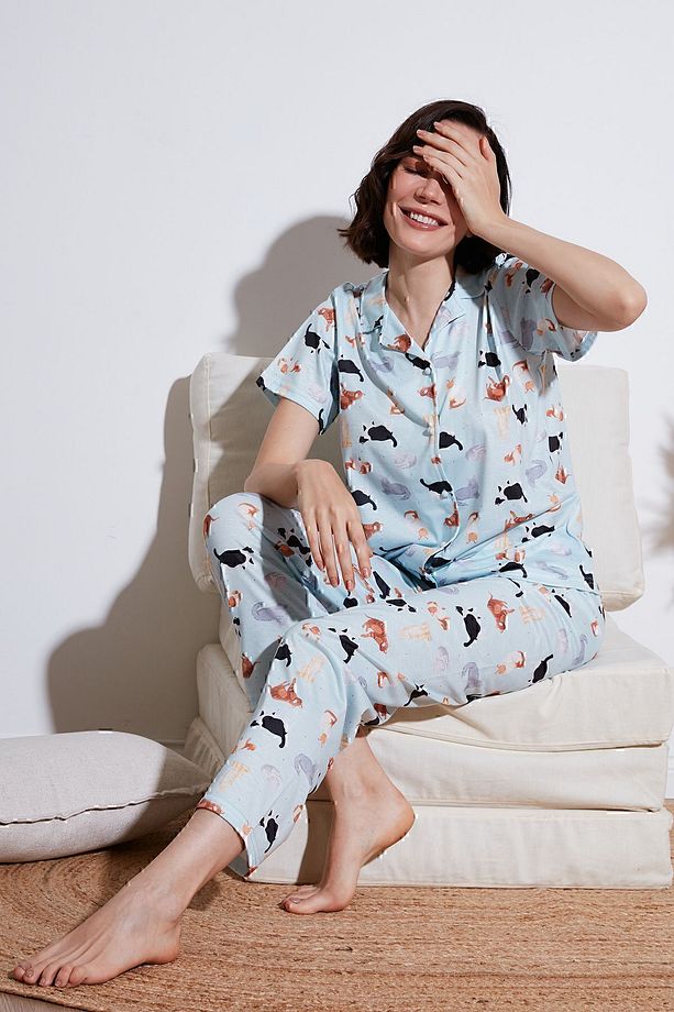 Desenli Kısa Kollu Beli Lastikli Gömlek Yaka Dokuma Regular Fit Pijama Takımı Pijama Takı - 1