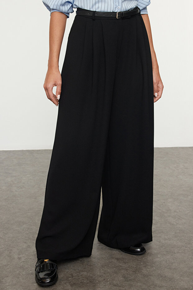 Siyah Kemerli Pilili Wide Leg/Extra Geniş Paça Dokuma Palazzo Pantolon TWOAW25PL00032 - 3
