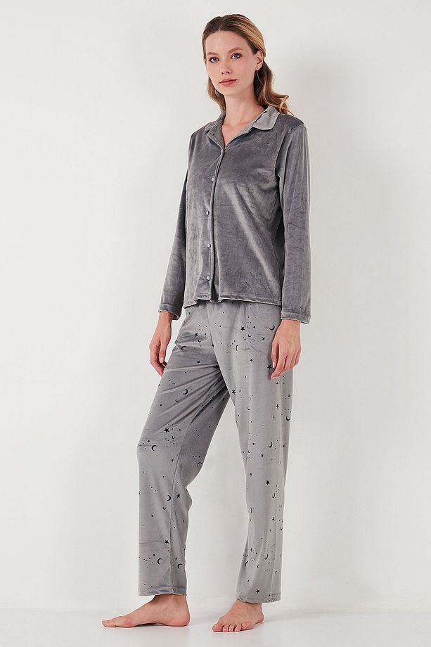 Regular Fit Desenli Parlak Kadife Pijama Takımı  PİJAMA TAKIMI 65713311 - 6