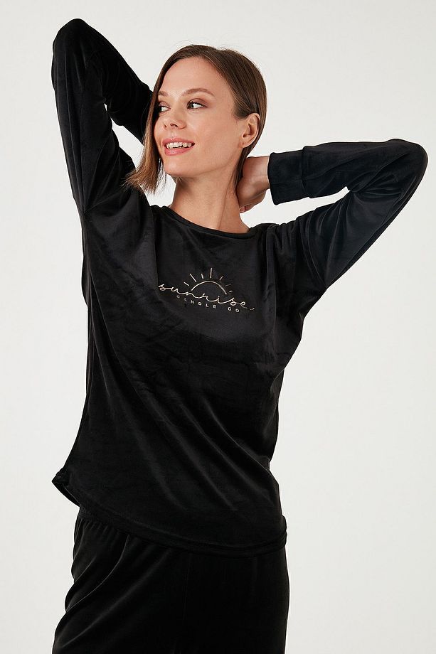 Standart Fit Bisiklet Yaka Yumuşak Kadife Pijama Takımı  PİJAMA TAKIMI 6094201 - 4