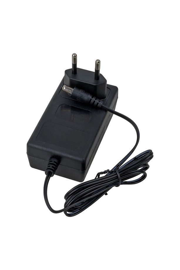 YÜKSEK KALİTELİ 12 VOLT 1.5 AMPER 5.5*2.5 MM UÇLU ADAPTÖR ŞERİT LED-MODEM-TRAFO-UYDU CİHAZI UYUMLU - 1