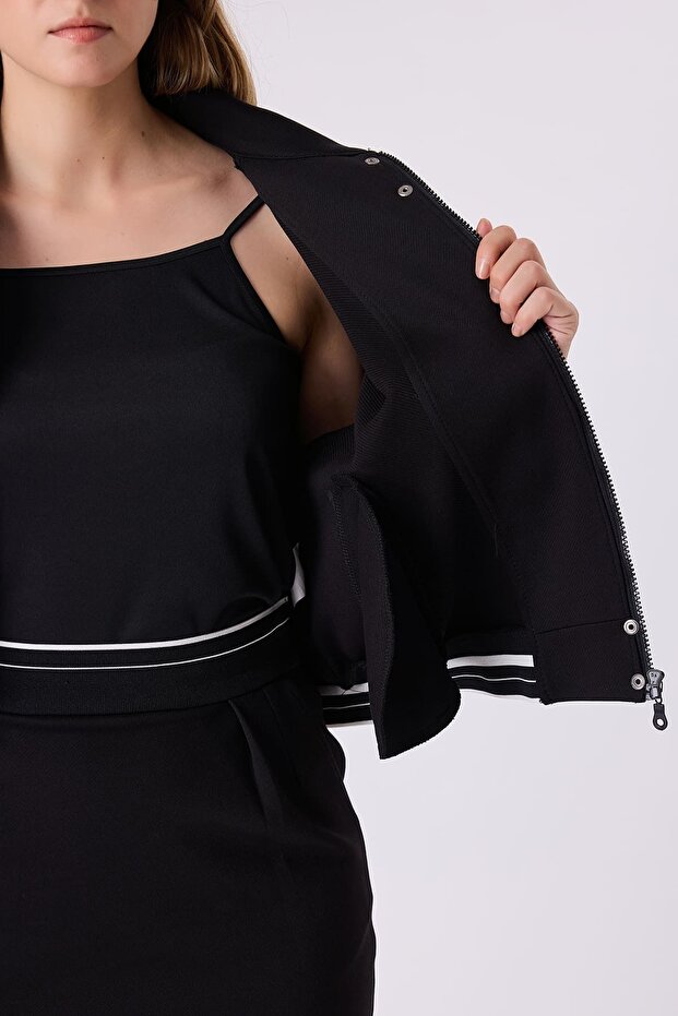 Ribanalı siyah ceket - 5