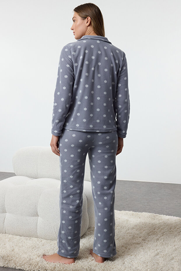 Gri Kış Temalı Cepli Polar Kışlık Örme Pijama Takımı THMAW25PT00071 - 5