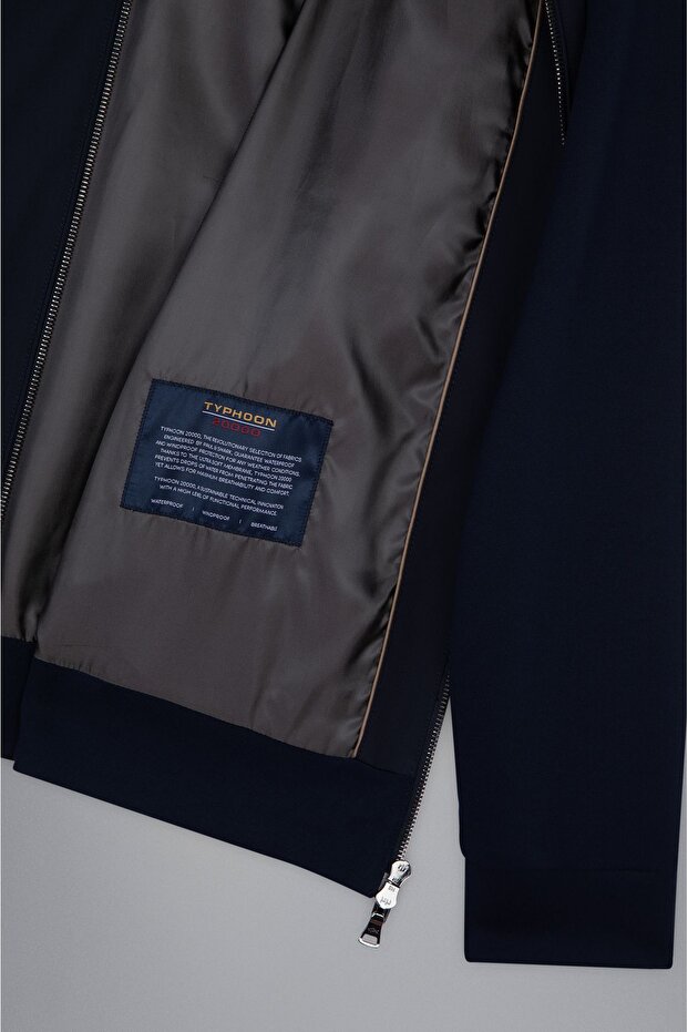 SWEATSHIRT WITH ZIP - 5