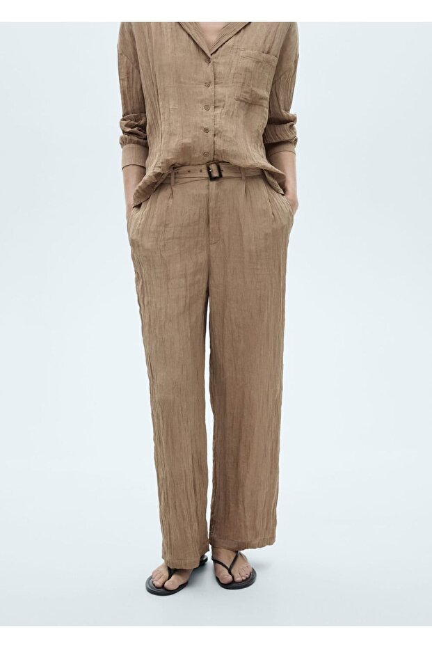 Strukturierte Hose mit Gürtel - 1