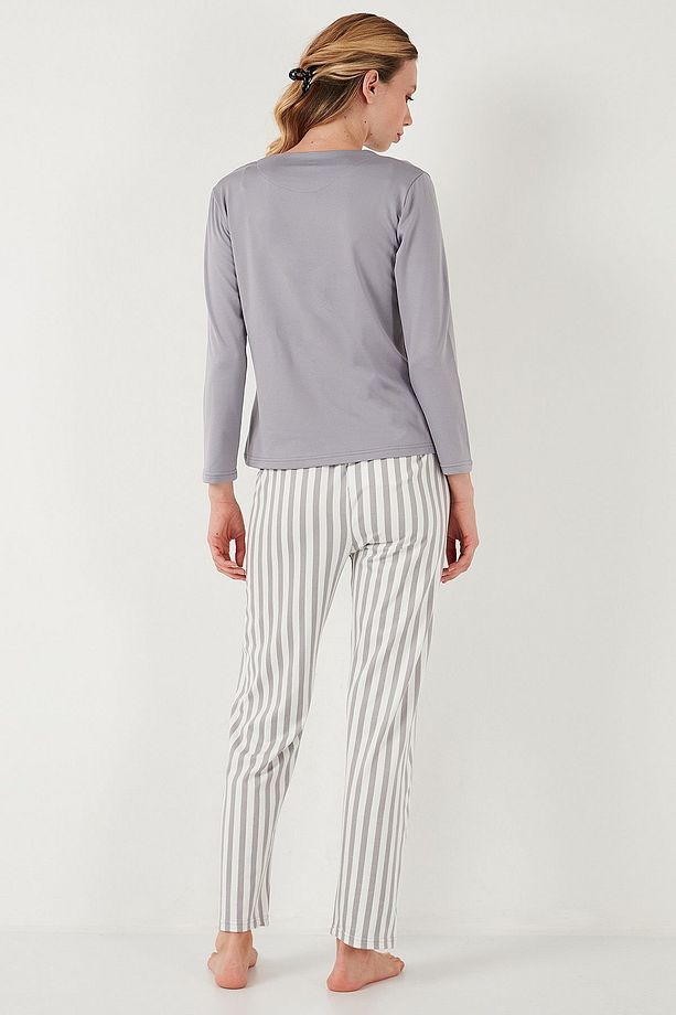 Regular Fit Desenli Bisiklet Yaka Pijama Takımı  PİJAMA TAKIMI 65719102 - 8