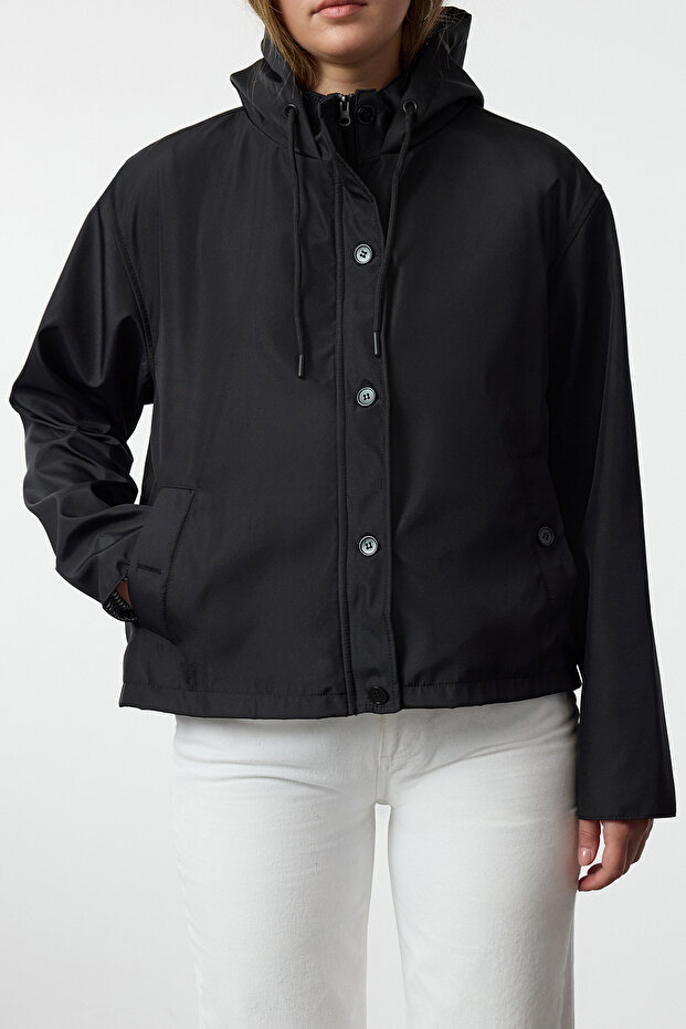 Oversize'owy płaszcz przeciwdeszczowy w paski z podszewką - TWOAW25YR00003 - 8