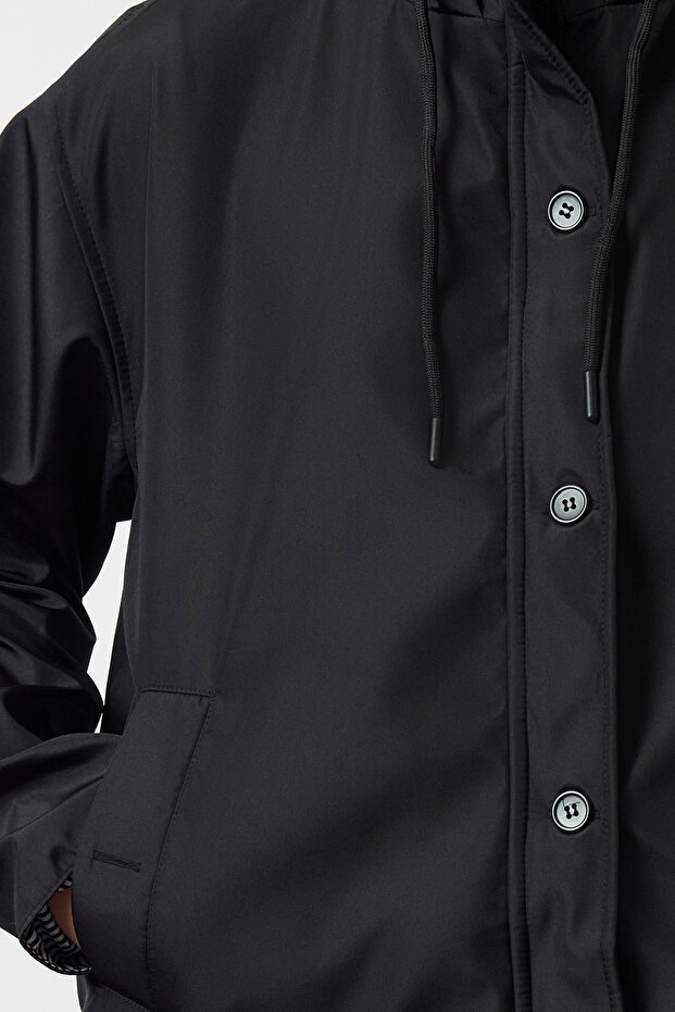 Oversize'owy płaszcz przeciwdeszczowy w paski z podszewką - TWOAW25YR00003 - 9