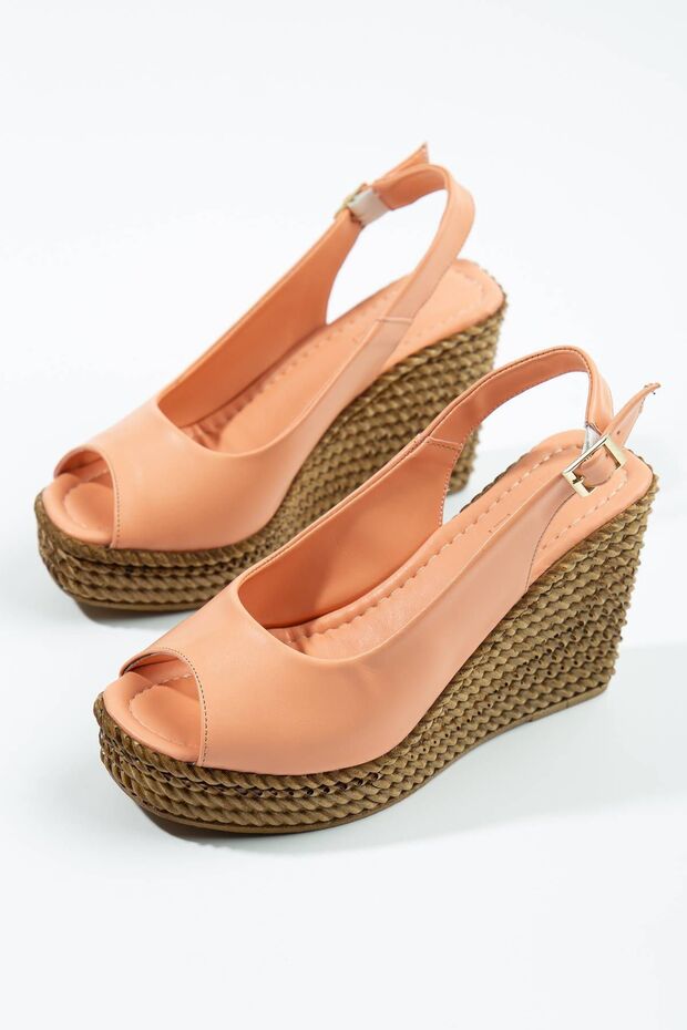 Women's Wedge Heeled Classic Sandals Salmon