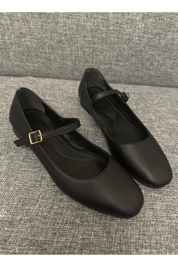Black Buckle Ballerina Shoes