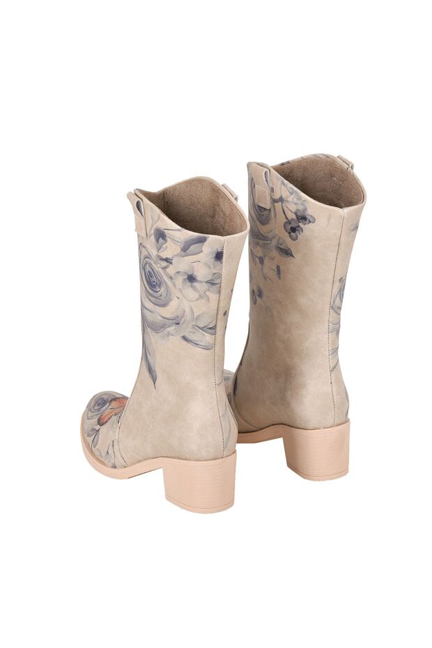 Renkli Kadın Bot - 4