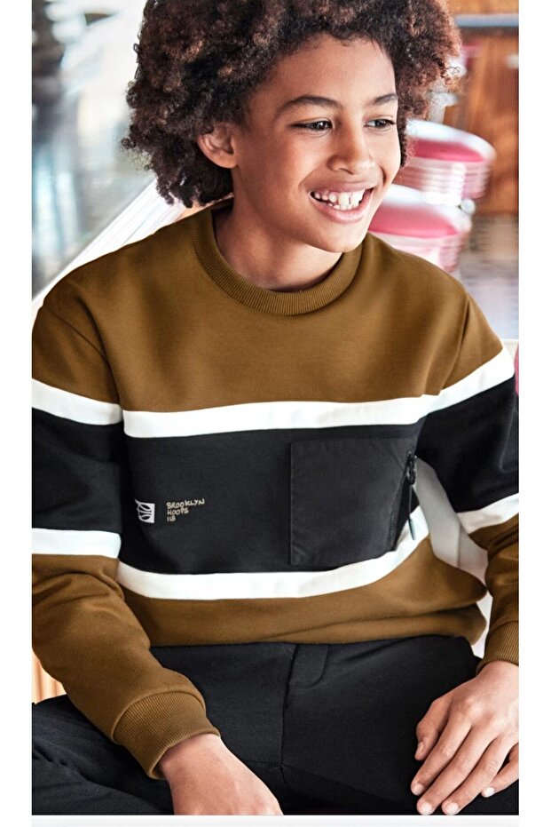 Boy's Color Block Sweatshirt