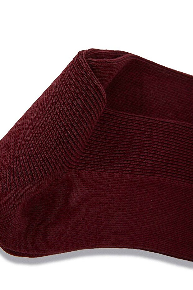 Kırmızı Çorap - 3