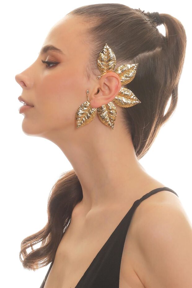 Women's Gold Color Lacquer Plated Zircon Stone Textured Leaf Stylized Left Ear Earcuff & Cartilage Earring