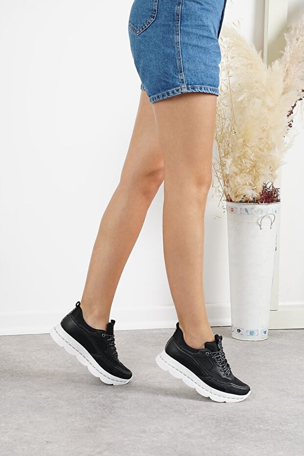 Siyah - Kadın Sneaker TS1075 - 1