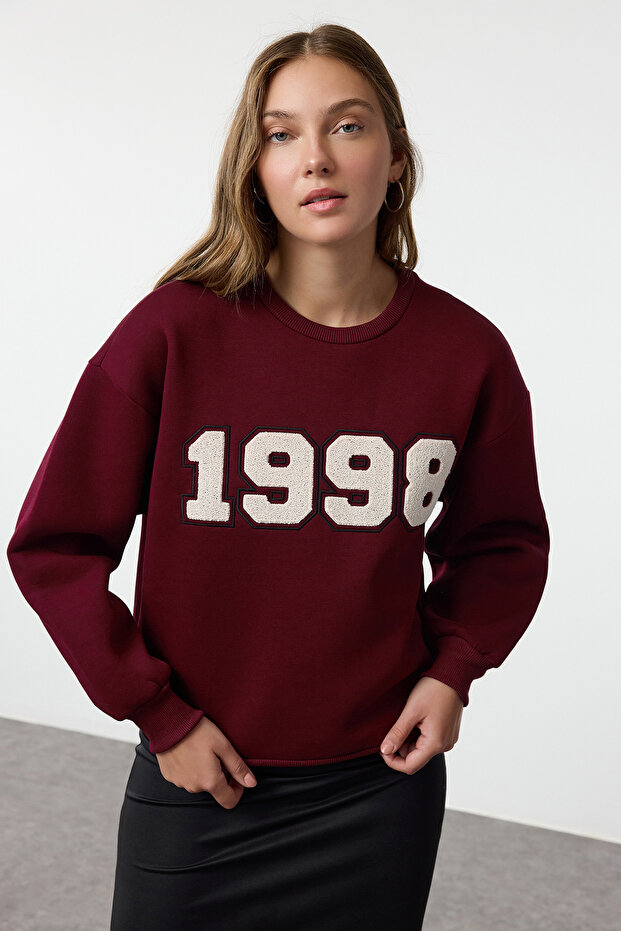 Bordo Kalın İçi Polarlı Regular/Normal Kesim Slogan Nakışlı Örme Sweatshirt TWOAW25SW00012 - 1