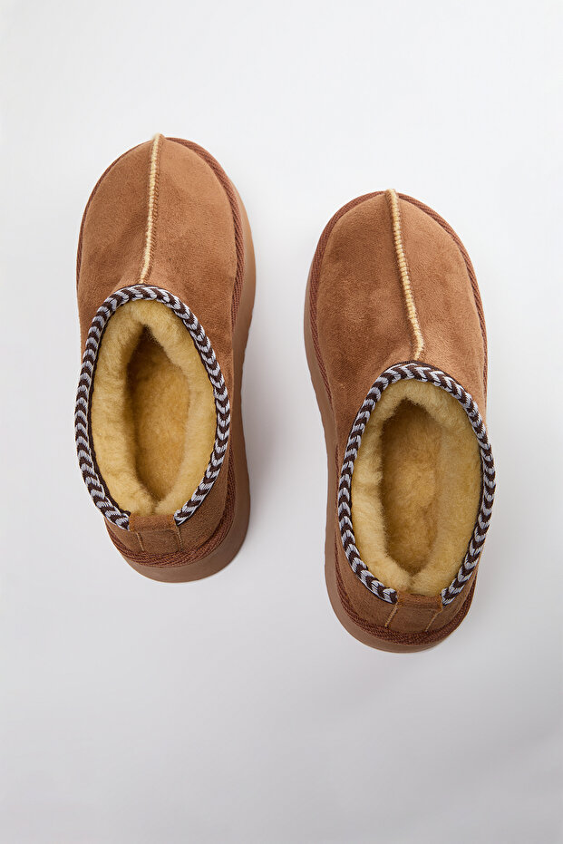 Brązowe haftowane, szczegółowe, futrzane, grube podeszwy, damskie botki do kostki TAKAW25BO00028 - 7