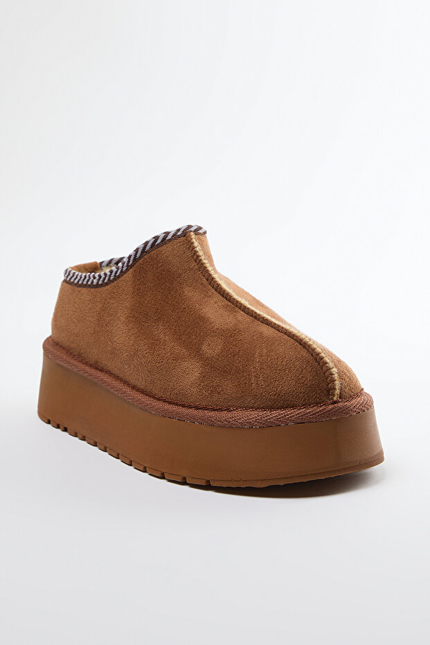 Brązowe haftowane, szczegółowe, futrzane, grube podeszwy, damskie botki do kostki TAKAW25BO00028 - 4