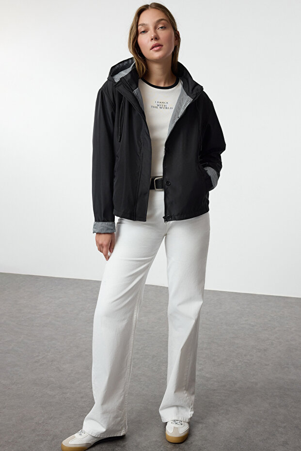 Oversize'owy płaszcz przeciwdeszczowy w paski z podszewką - TWOAW25YR00003 - 6