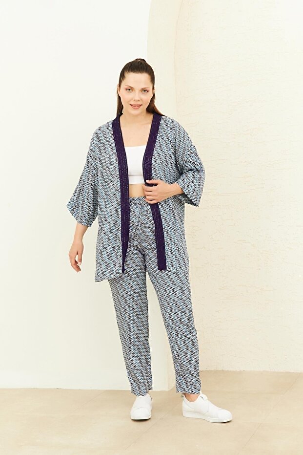 كيمونو منقوش باللون الكحلي - 4