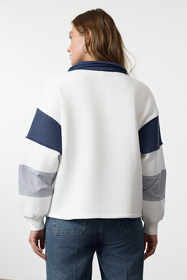 Ekru Renk Bloklu Dokuma Garnili Oversize/Geniş Kalıp Örme Sweatshirt TWOAW25SW00199 - 5