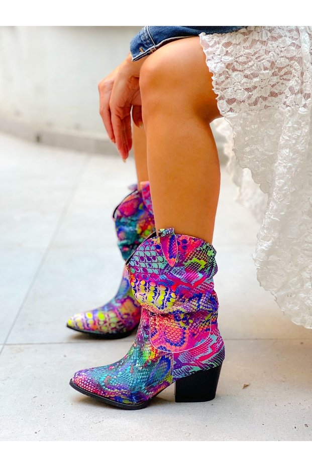 Toyo Colored Snake Leather Bellow Dallas Short Boots