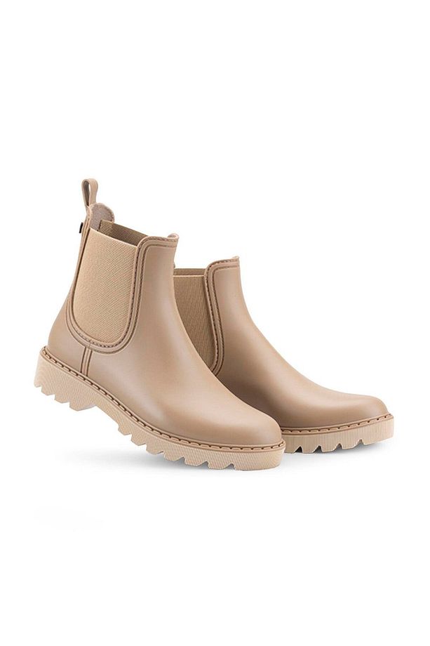W10299 CHLOE MC - 3
