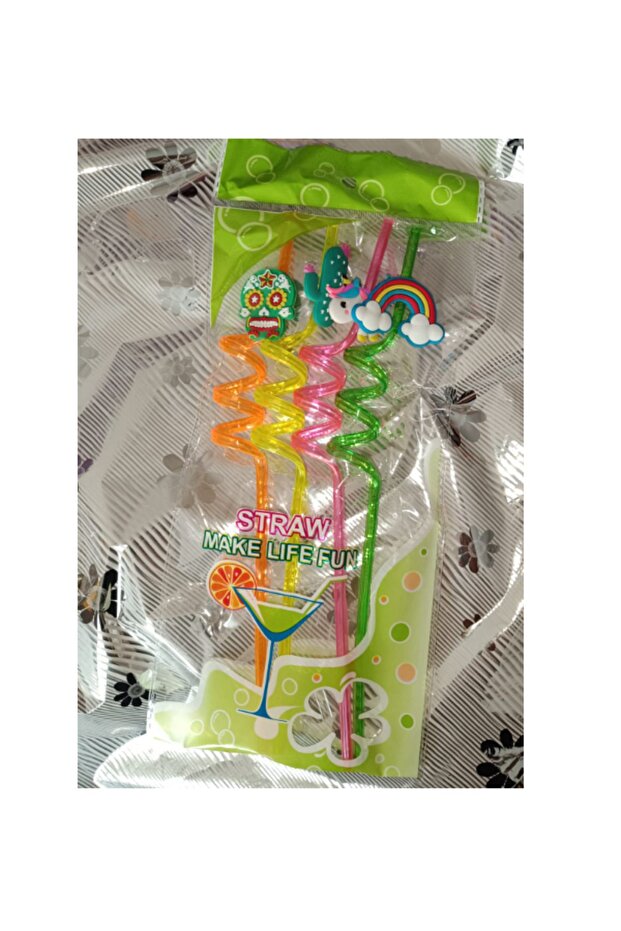 Figured Straw Set of 4 Fun Cocktail Straw