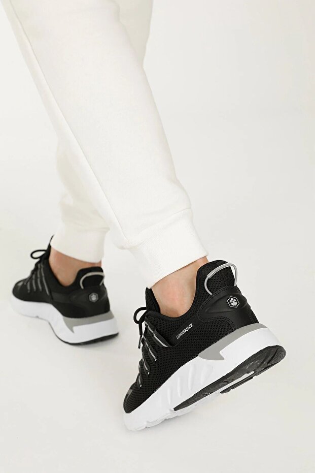 حذاء سنيكرز - 2