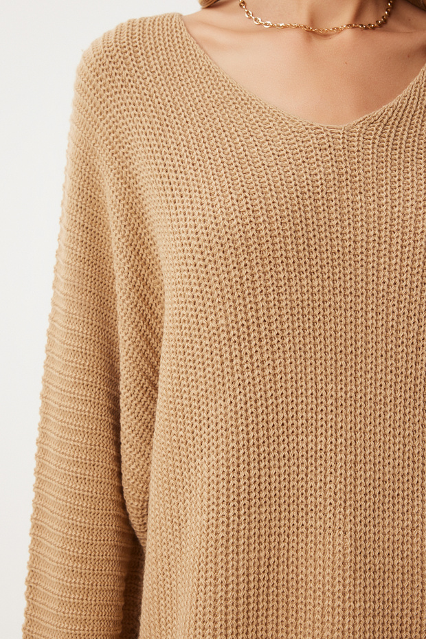 Damski sweter biszkoptowy z dekoltem w szpic, z dzianiny oversize, z dekoltem w szpic, ZA00059 - 5