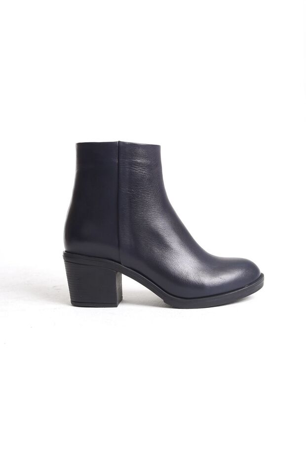 HAKİKİ DERİ KADIN BOT - 1