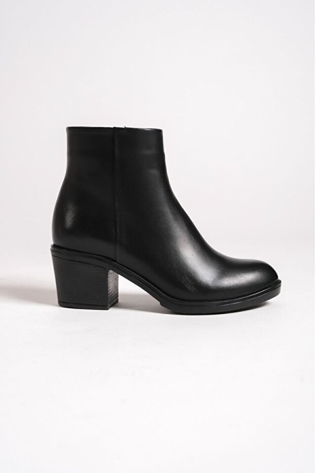 GENUINE LEATHER WOMEN'S BOOTS