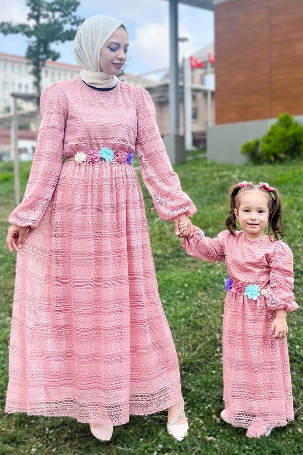 Růžové krajkové dětské šaty - 16900 - 3