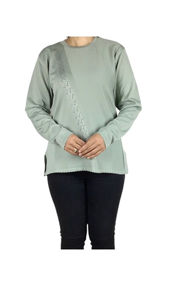 Women's Winter Mother's Bluz with Stones on the Front