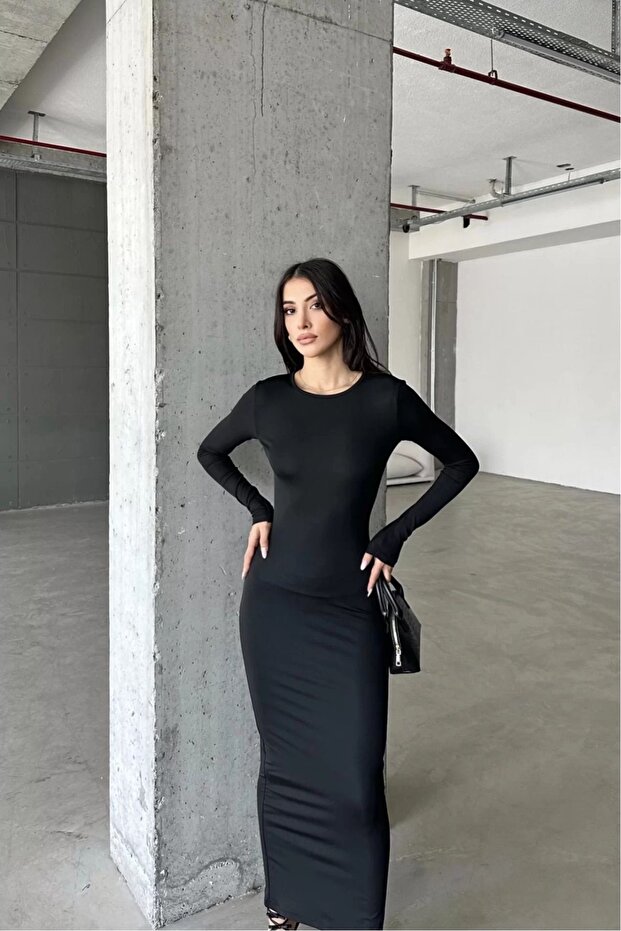 Long Sleeve Crew Neck Slim Fit Diver Maxi Dress
