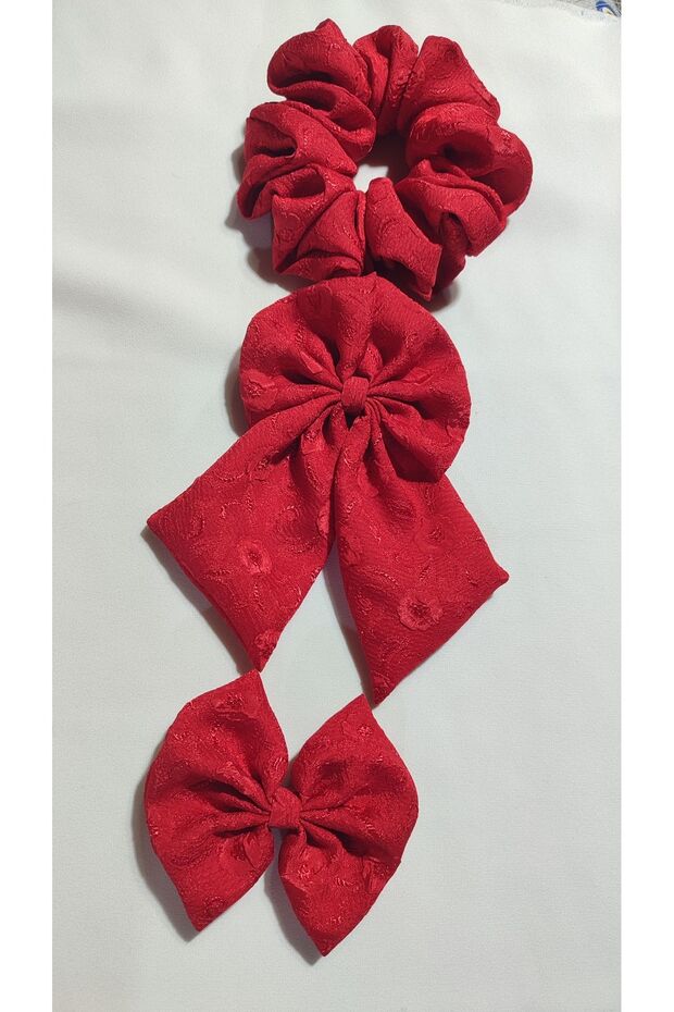 Red Patterned Buckle Set of 3