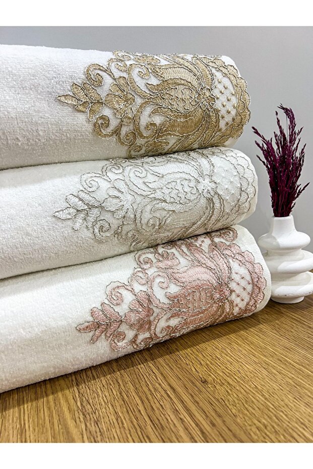 3 Piece French Laced Dowry Holder 50x90 Velvet Hand and Face Towel