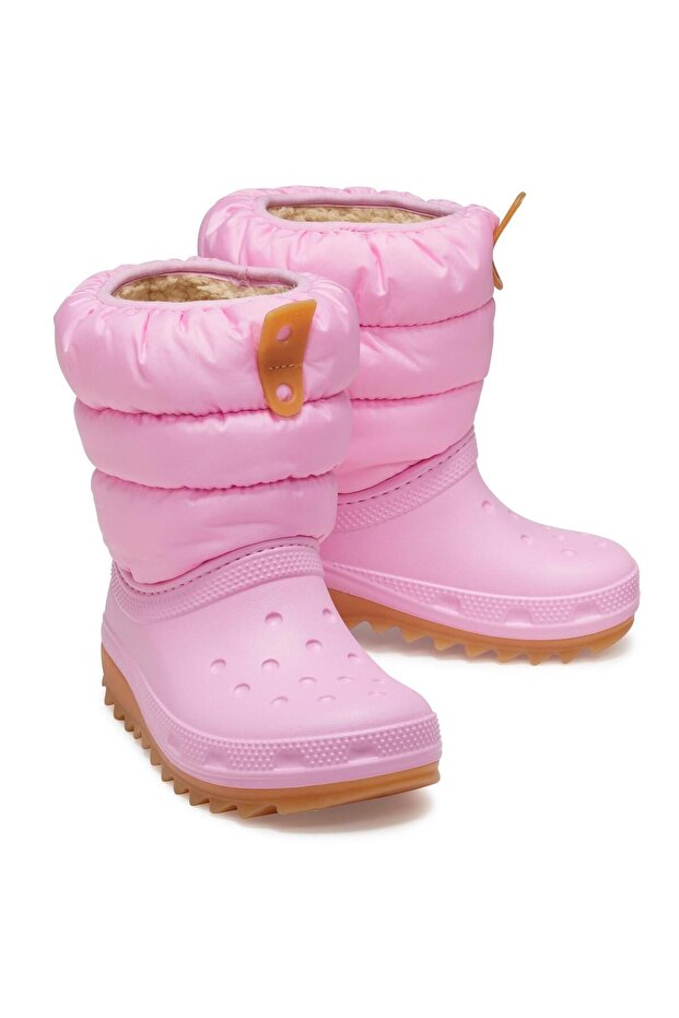207684-6XQ CLASSIC NEO PUFF BOOT أحذية شتوية مقاومة للماء