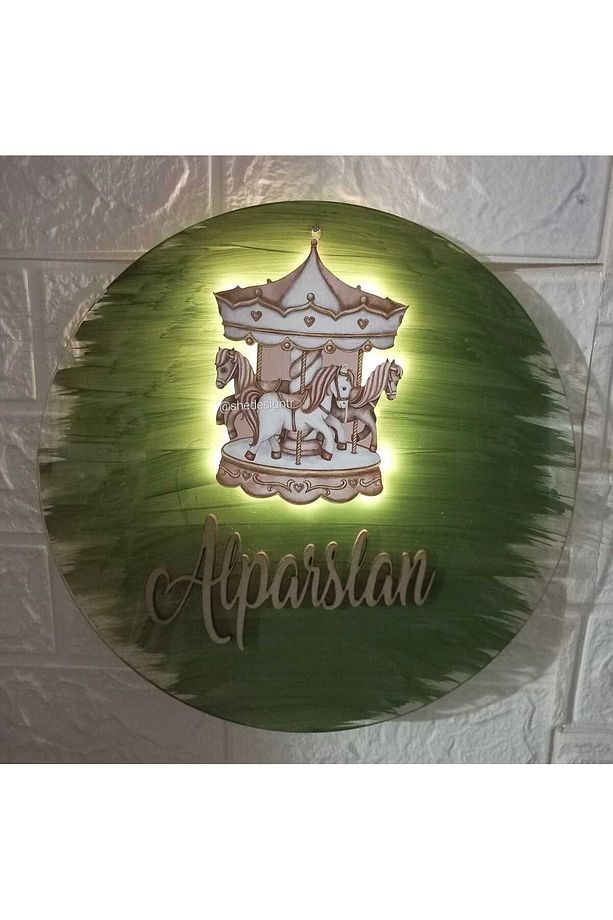 KIZ BEBEK İSMİNE ÖZEL HAZIRLANAN LEDLİ PLEKSİ KAPI SÜSÜ - 3